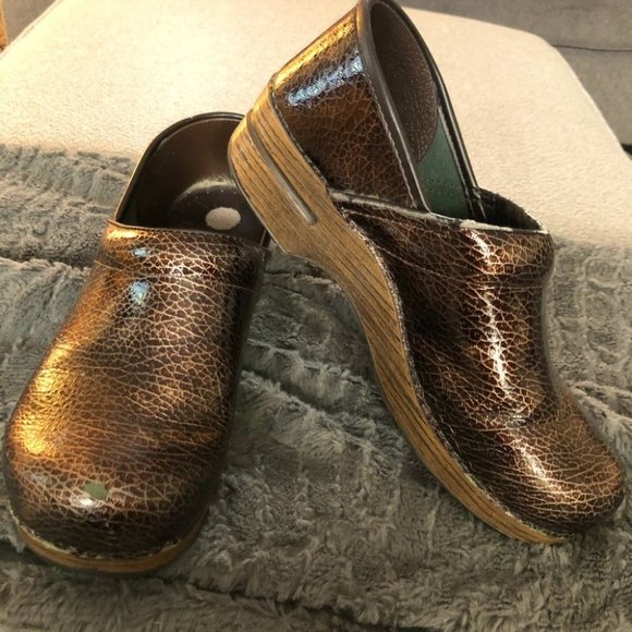 Dansko Brown Metallic Clogs Nursing Shoes: Size 9/40 - Picture 2 of 14